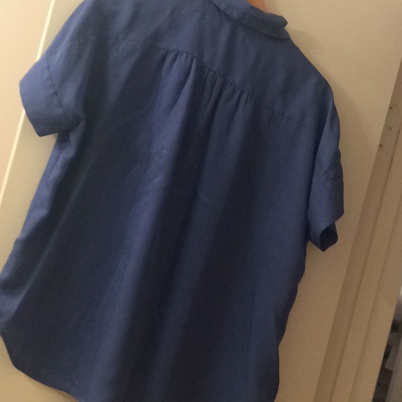 EVERLANE BLUE TOP BUTTONS DOWN SIZE 6 - Picture 2 of 2